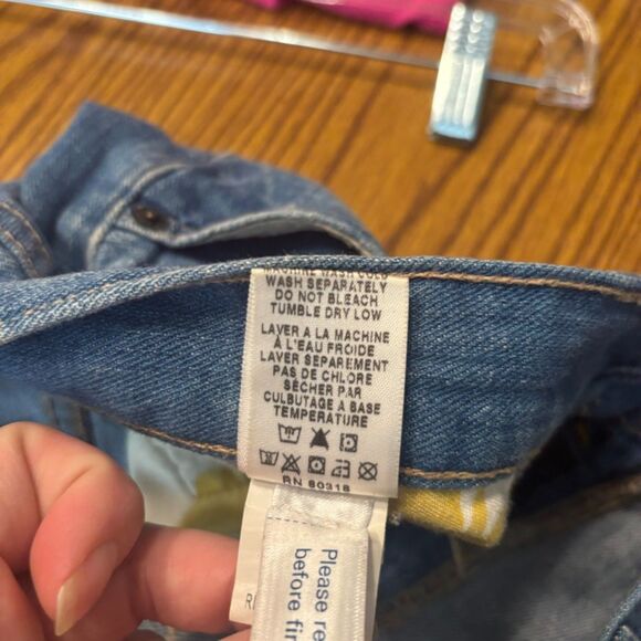 Lucky Brand Women's Riley Denim Shorts with Daisy Trim Size 8 / 29 - Picture 7 of 10